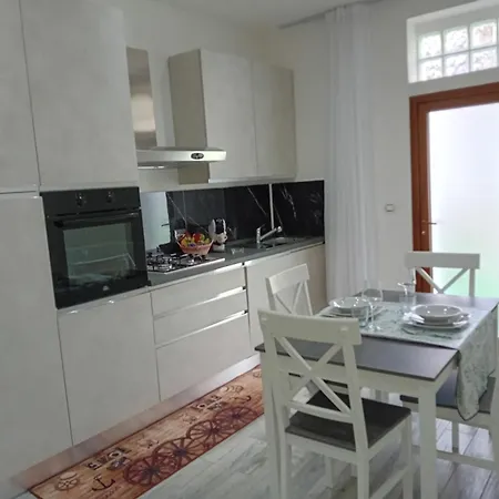 Amy House بيت للعطل أولبيا